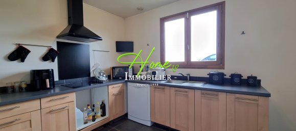 2 bedrooms House in Villequiers, France No. 74242 6