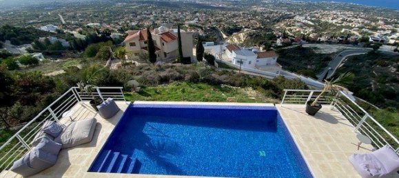 5 bedrooms House in Paphos, Cyprus No. 9995 2