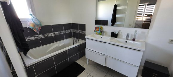 4 bedrooms House in Montsurs, France No. 357870 6