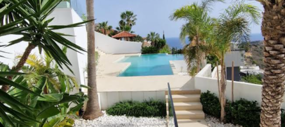 5 bedrooms Villa in Agios Tychonas, Cyprus No. 13427 7
