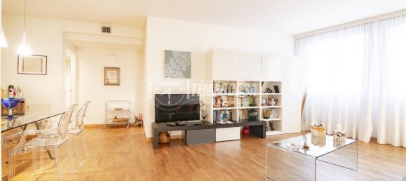 Пентхаус с 4 комнатами в Инцаго, Италия № 107281 3