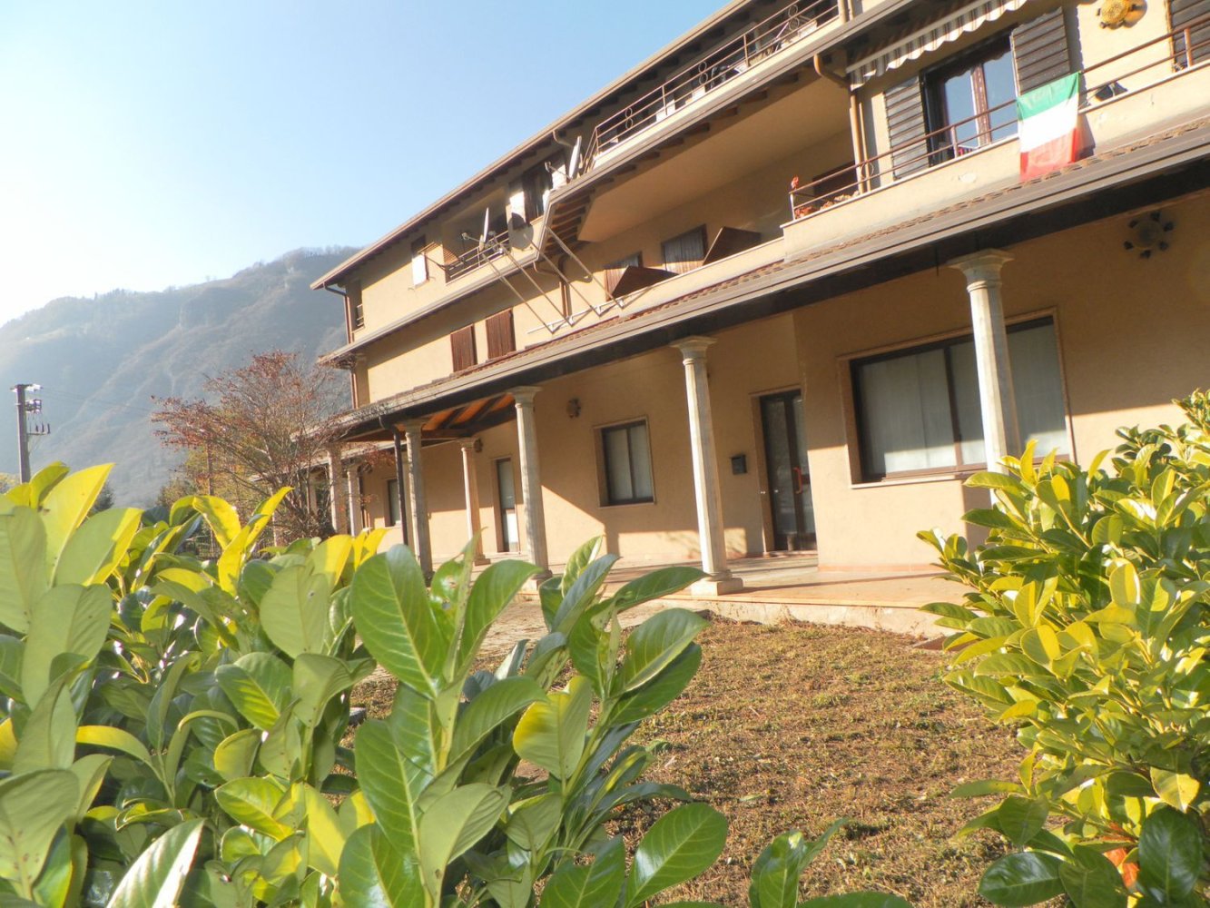  بناية في Piario, Italy 1065متر مربع رقم 78137