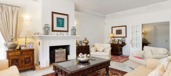 5 bedrooms Villa in San Roque, Spain No. 29172 11