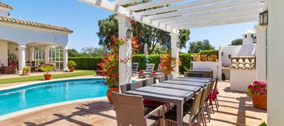 5 bedrooms Villa in San Roque, Spain No. 29172 4