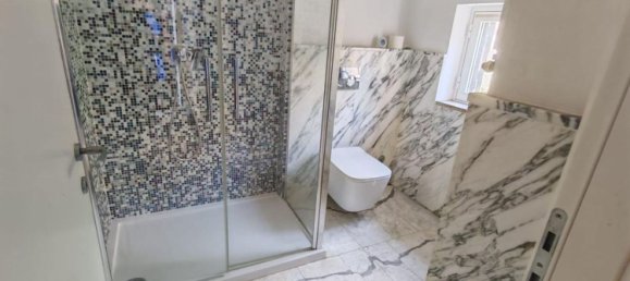 4 rooms House in Carrara, Italy No. 298814 11
