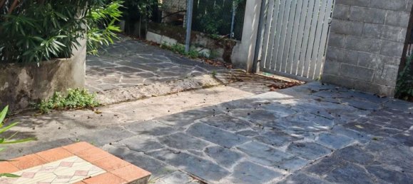 4 rooms House in Carrara, Italy No. 298814 13