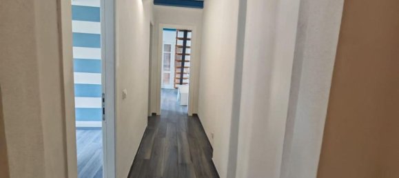 4 rooms House in Carrara, Italy No. 298814 37