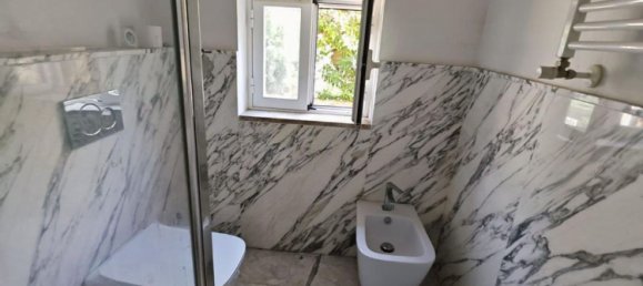4 rooms House in Carrara, Italy No. 298814 8