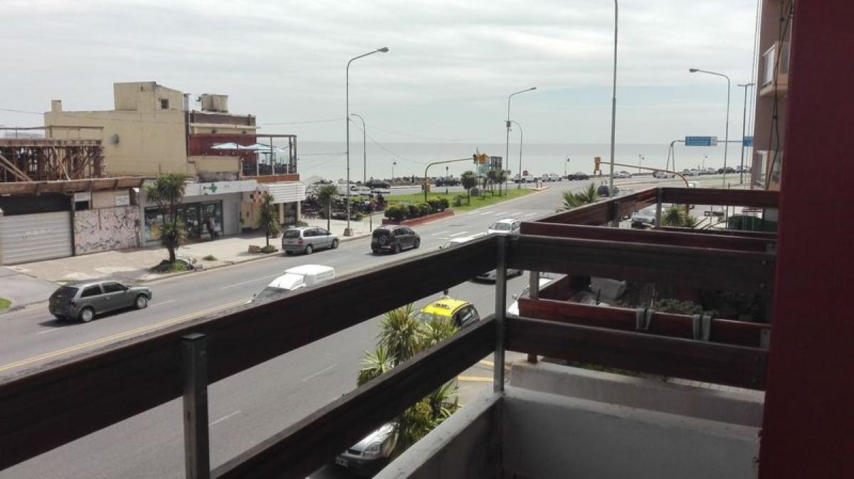 3 bedrooms Apartment in Mar del Plata, Argentina No. 94514