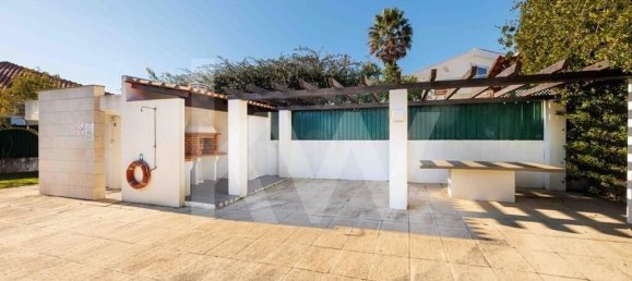 4 bedrooms Villa in Sesimbra, Portugal No. 60211 30