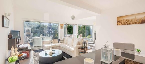 4 bedrooms Villa in Sesimbra, Portugal No. 60211 3