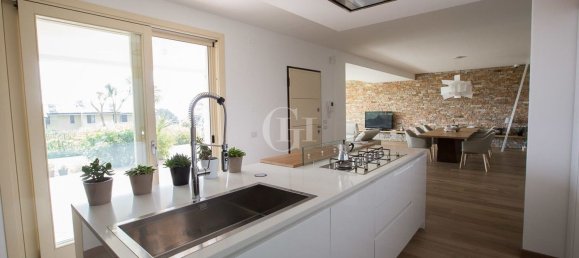 Dúplex de 4 habitaciónes en Padenghe sul Garda, Italy No. 121064 8