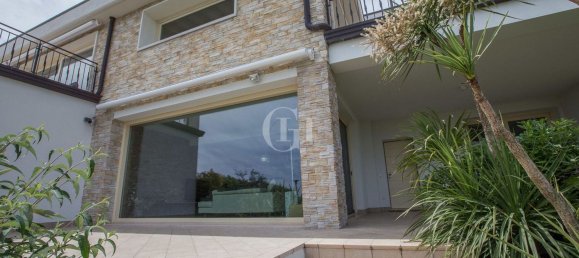 Dúplex de 4 habitaciónes en Padenghe sul Garda, Italy No. 121064 31