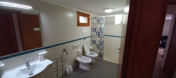 Вилла с 3 комнатами в Виттория, Италия № 108119 33