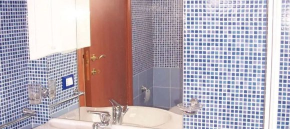 Вилла с 3 комнатами в Виттория, Италия № 108119 2