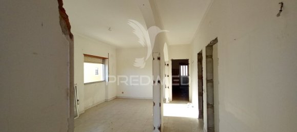 2 bedrooms House in Alcochete, Portugal No. 84012 3