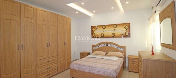 3 bedrooms Penthouse in Safi, Malta No. 8087 8