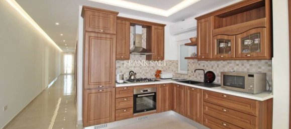 3 bedrooms Penthouse in Safi, Malta No. 8087 6