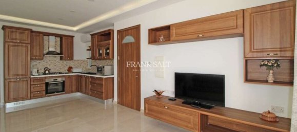 3 bedrooms Penthouse in Safi, Malta No. 8087 5