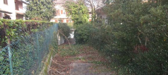 4 bedrooms Villa in Burago di Molgora, Italy No. 279128 5