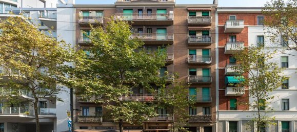 2 bedrooms Apartment in Milan, Italy No. 264608 36