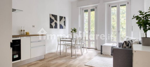 2 bedrooms Apartment in Milan, Italy No. 264608 2