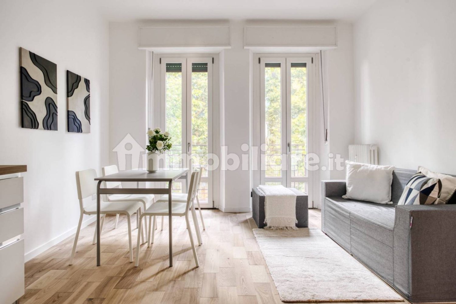 2 bedrooms Apartment in Milan, Italy No. 264608