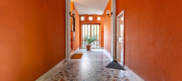 2 bedrooms Apartment in Milan, Italy No. 264608 33