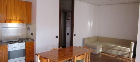 3 rooms Apartment in Cornaredo, Italy No. 170785 3