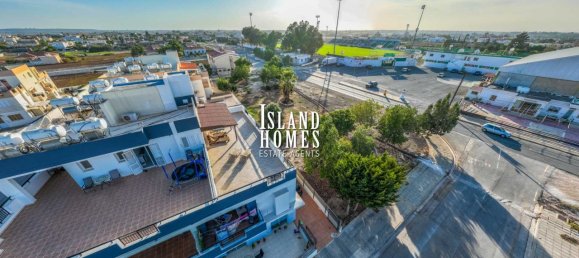 2 bedrooms House in Deryneia, Cyprus No. 24068 12