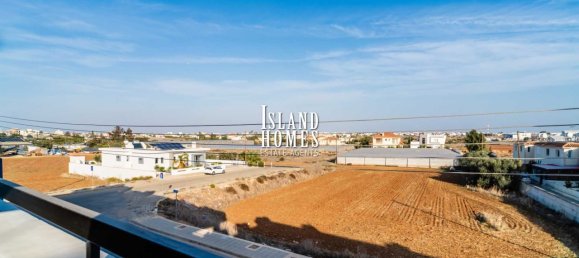 2 bedrooms House in Deryneia, Cyprus No. 24068 23