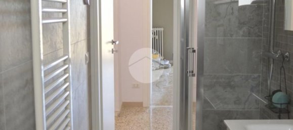 3 Schlafzimmer Wohnung in Rome, Italy, Nr. 338032 20