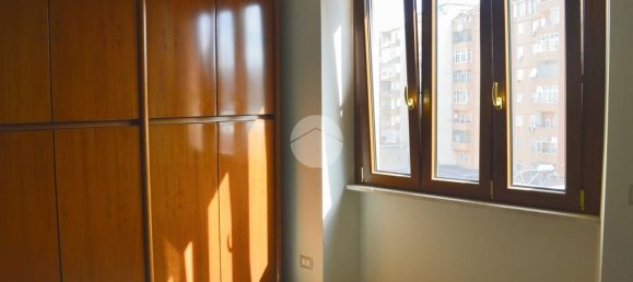 3 Schlafzimmer Wohnung in Rome, Italy, Nr. 338032 6