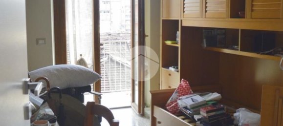 3 Schlafzimmer Wohnung in Rome, Italy, Nr. 338032 9