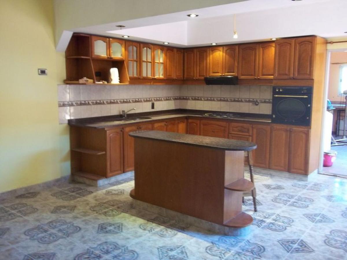 2 bedrooms House in Bermudez, Argentina No. 59694