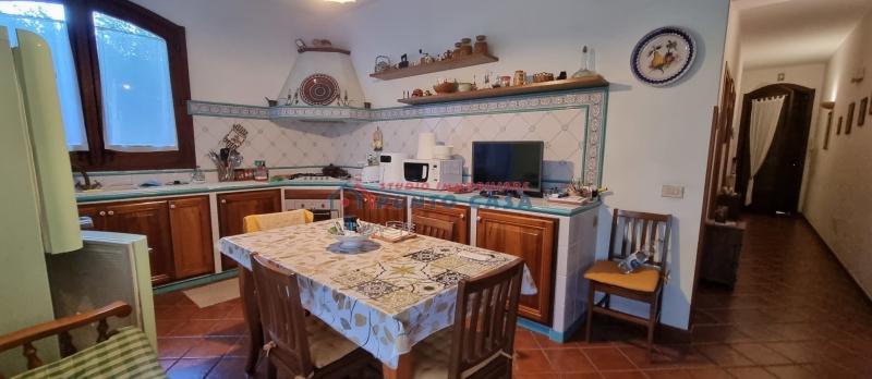 5 rooms Villa in Valderice, Italy No. 106621
