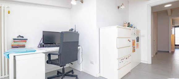 Penthouse de 4 divisões em Sesto San Giovanni, Italy N.º 29628 39