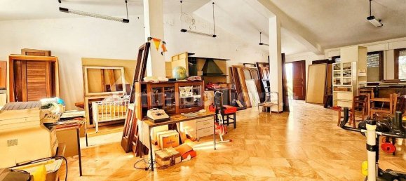 4 rooms Commercial property in Marrubiu, Italy No. 133700 13