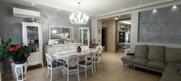 Apartamento de 3 dormitorios en Tolentino, Italy No. 283621 9