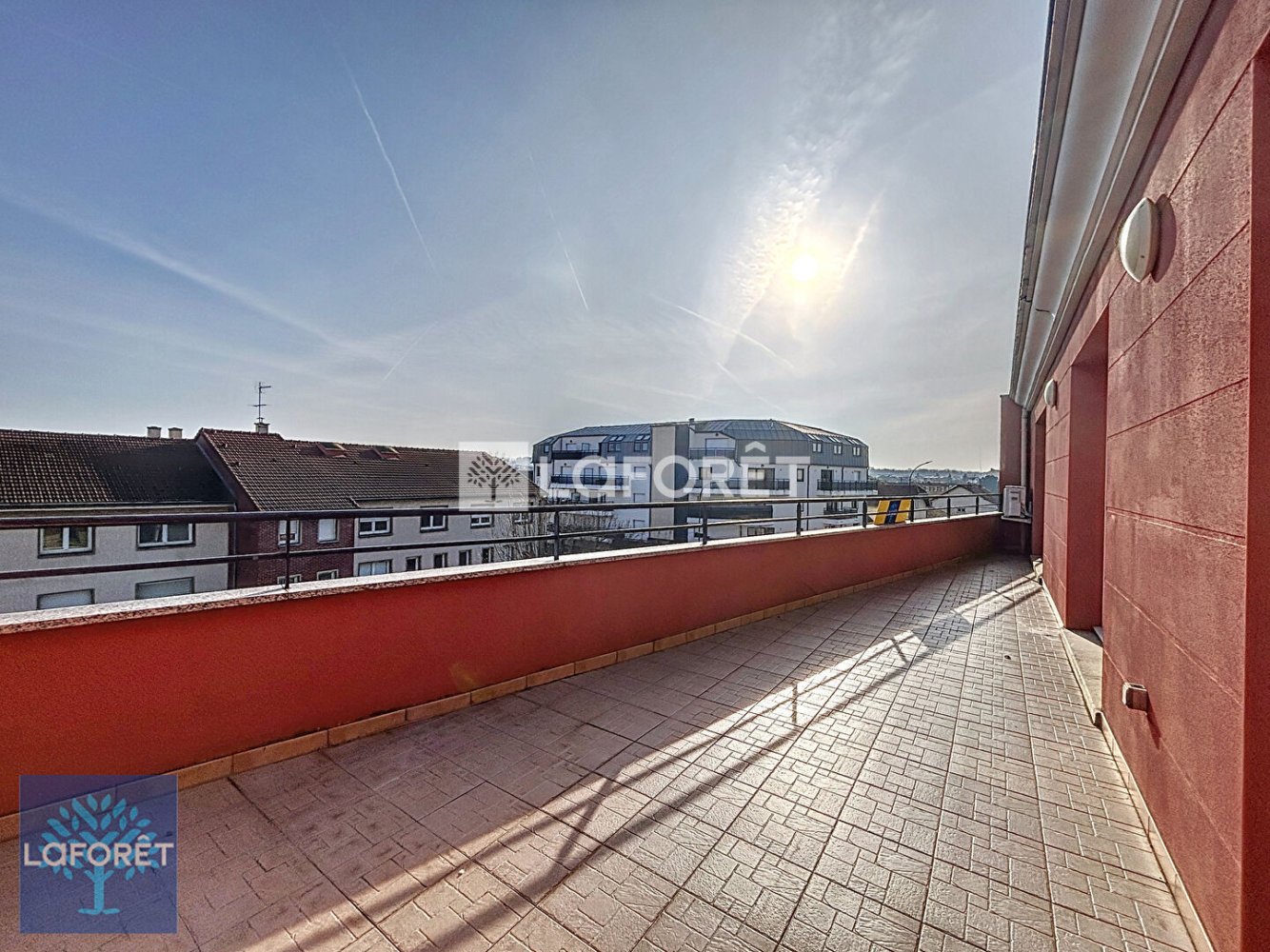 2 bedrooms Apartment in Vigneux-sur-Seine, France No. 169471