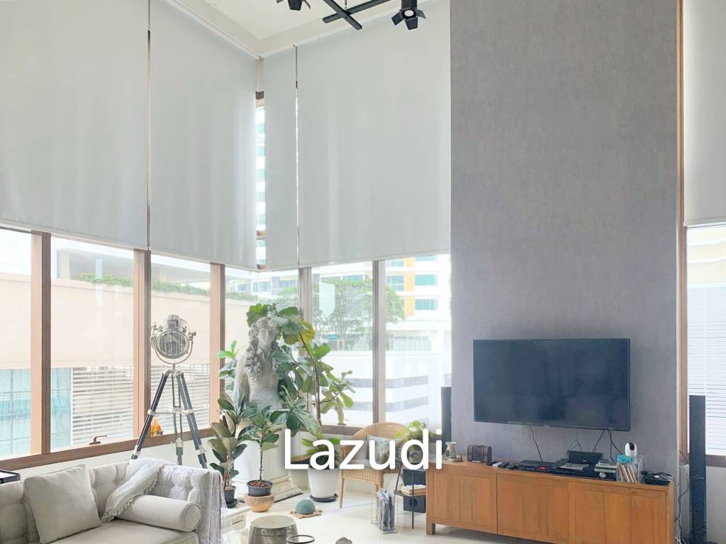 3 bedrooms Duplex in Bangkok, Thailand No. 14731