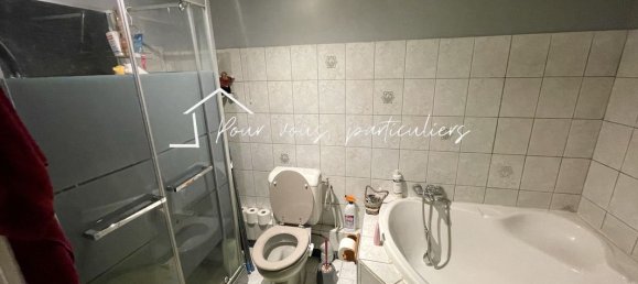 Propiedad comercial de 5 dormitorios en Raismes, France No. 240202 8