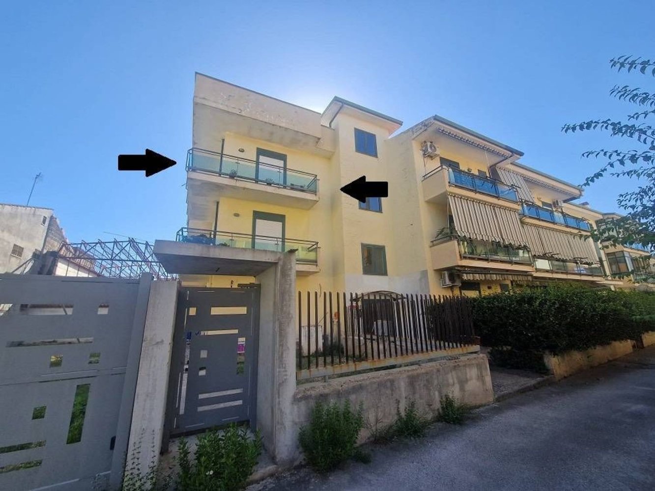 4 bedrooms Apartment in Casapulla, Italy No. 331289