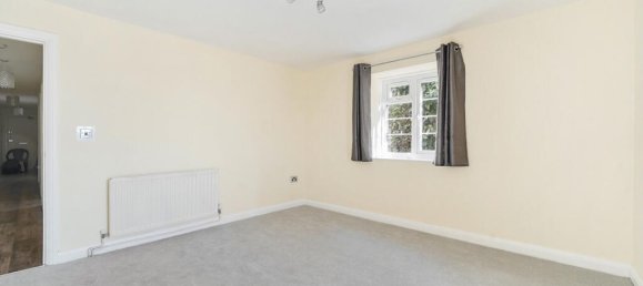 2 bedrooms Apartment in London, United Kingdom No. 7723 23