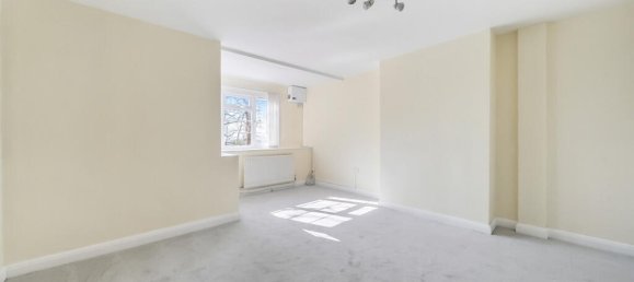 2 bedrooms Apartment in London, United Kingdom No. 7723 6