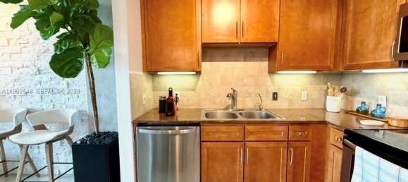 1 Schlafzimmer Gewerbliche Immobilien in Miami, USA, Nr. 615702 25