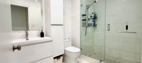1 Schlafzimmer Gewerbliche Immobilien in Miami, USA, Nr. 615702 6