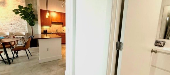 1 Schlafzimmer Gewerbliche Immobilien in Miami, USA, Nr. 615702 14