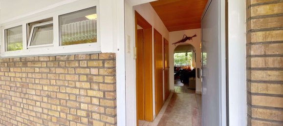 Квартира с 2 спальнями в Гельзенкирхен, Германия № 323932 2