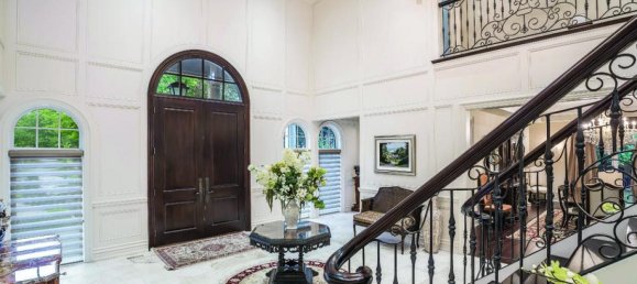 Casa de 6 dormitorios en Mississauga, Canada No. 347 7